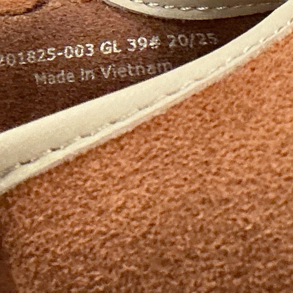 Camper
Peu Terreno buckle-strap suede ballet flats - Picture 8 of 8